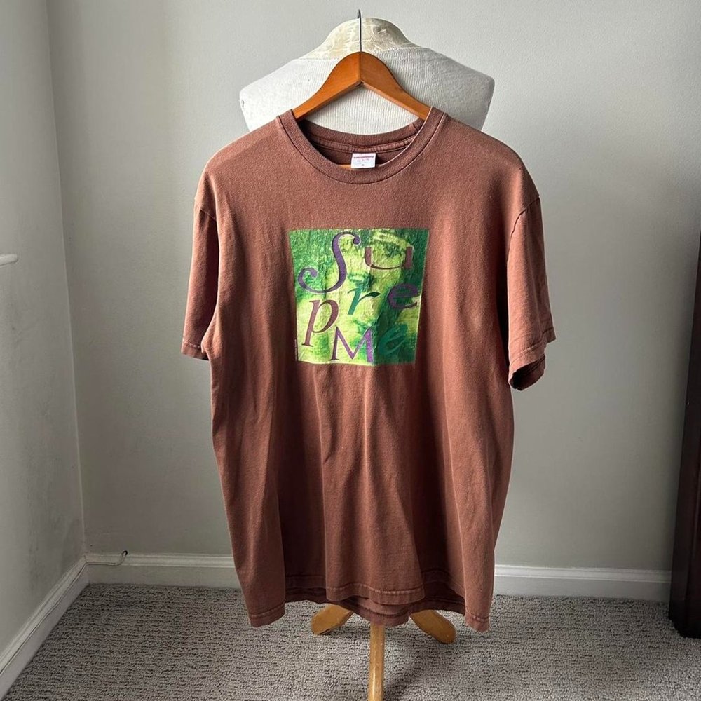 2017 100% COTTON SUPREME VENUS DE MILO GRAPHIC PRINT T-SHIRT SIZE MEDIUM